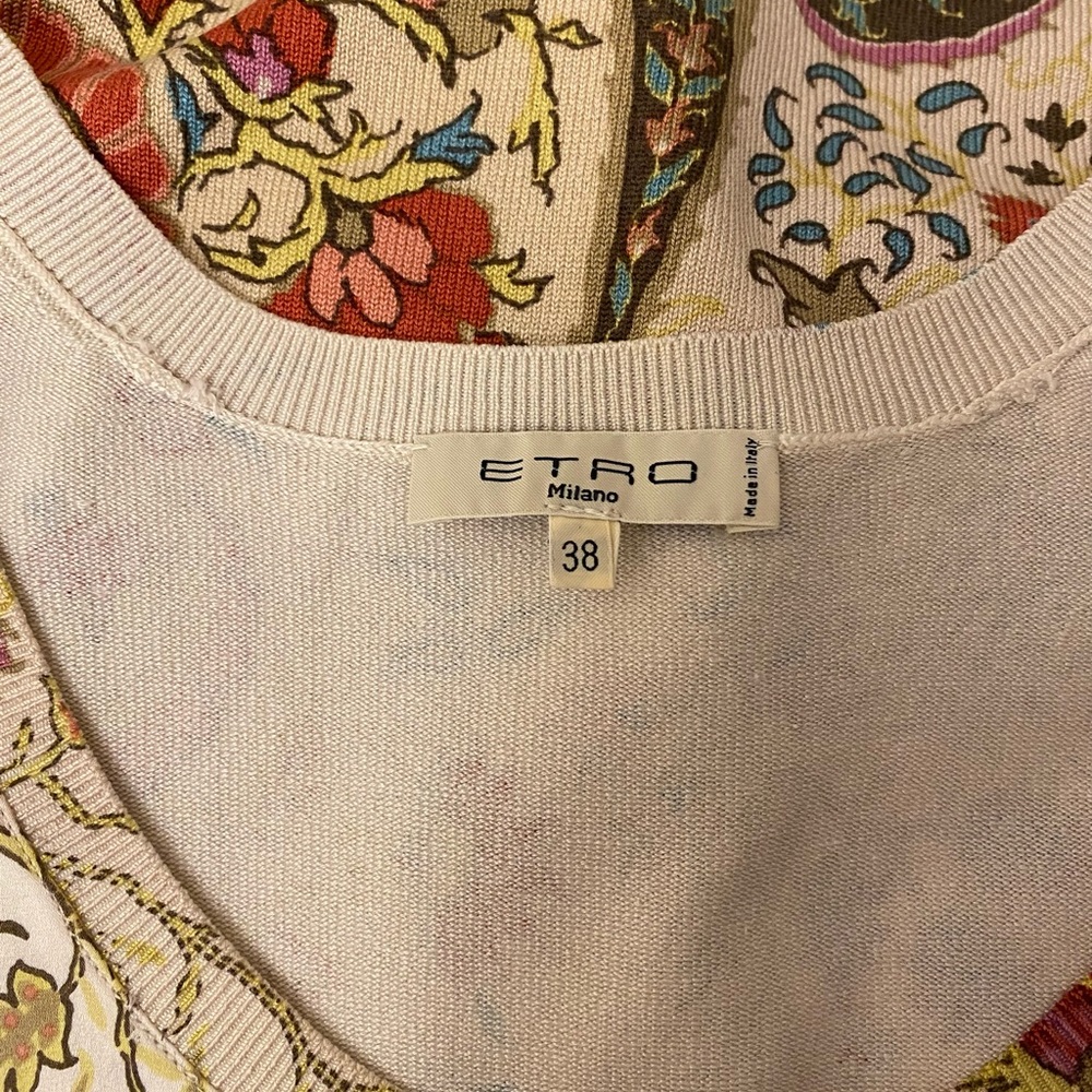 Excellent Etro Cream and Brown Paisley Graphic Fitted Silk Sweater Size 38 Small - Picture 7 of 8